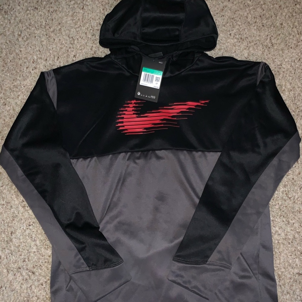 NWT Nike Pullover Sweatshirt Kids’ XL